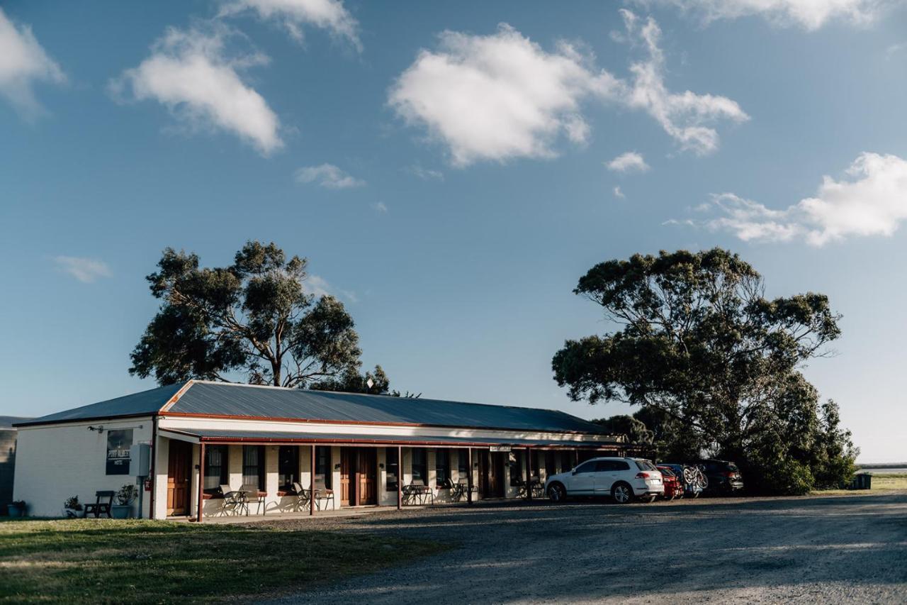 Port Albert Motel Екстериор снимка